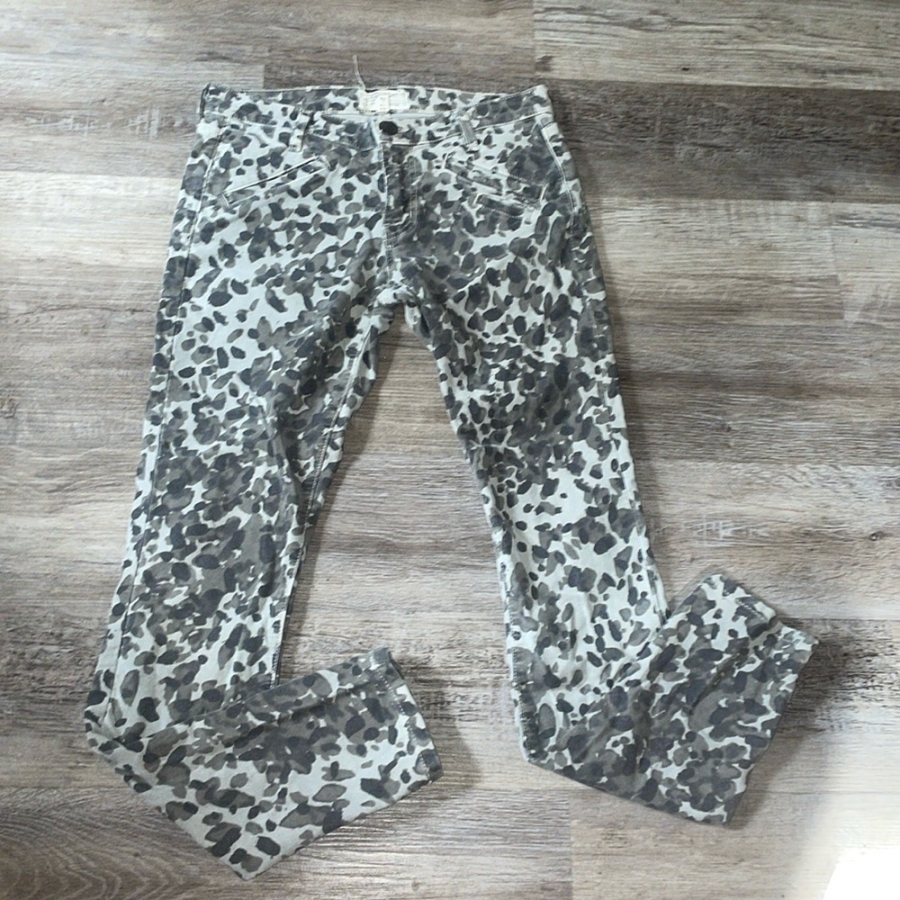 Current Elliott grey green print jeans size 27